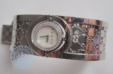 Gucci Twirl Diamonds Womens Watch Bangle 