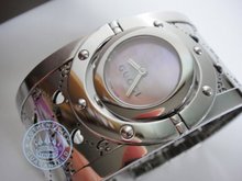 Gucci  Womens Watch Twirl Watch