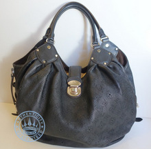 Louis Vuitton Mahina XL Noir Black Handbag, in Leather